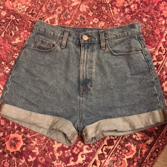 Urban Outfitters Pants - Mom High Rise shorts